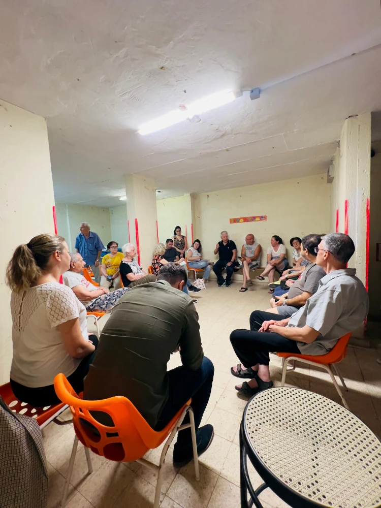 תמונות מכנסים