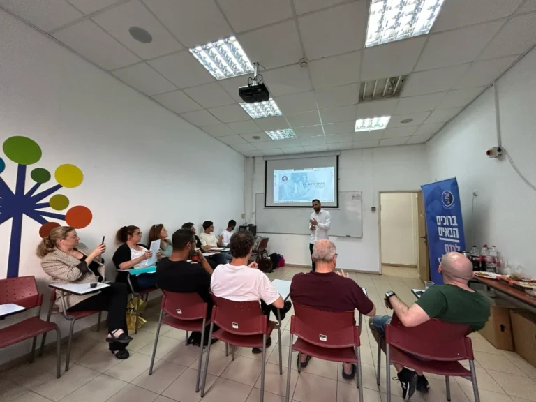 תמונות מכנסים